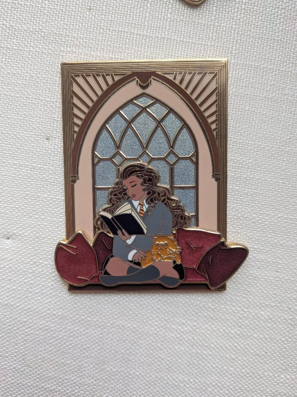 The Wizarding World Hermione Window Pin